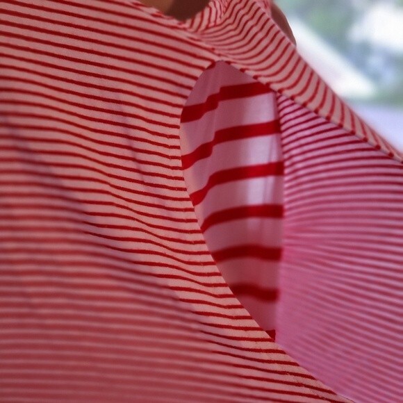 cha cha vente Red and White Striped Sleeveless Tank Top/Blouse Size Large - Picture 9 of 9